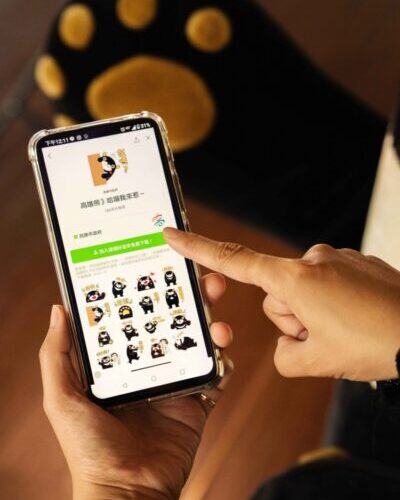 哇！這個聖誕禮物很可以！超萌「高雄熊—哈囉我來了～」LINE貼圖限時免費下載