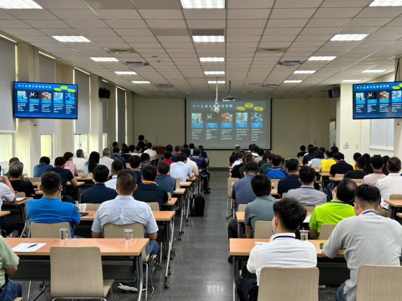 中部機械大廠運用大專青年預聘計畫　培育智慧化生產優秀人才