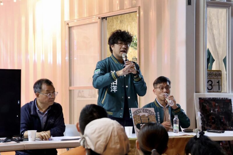 沈伯洋教授 feat. 丁澈士教授，沖咖啡Bar開講！