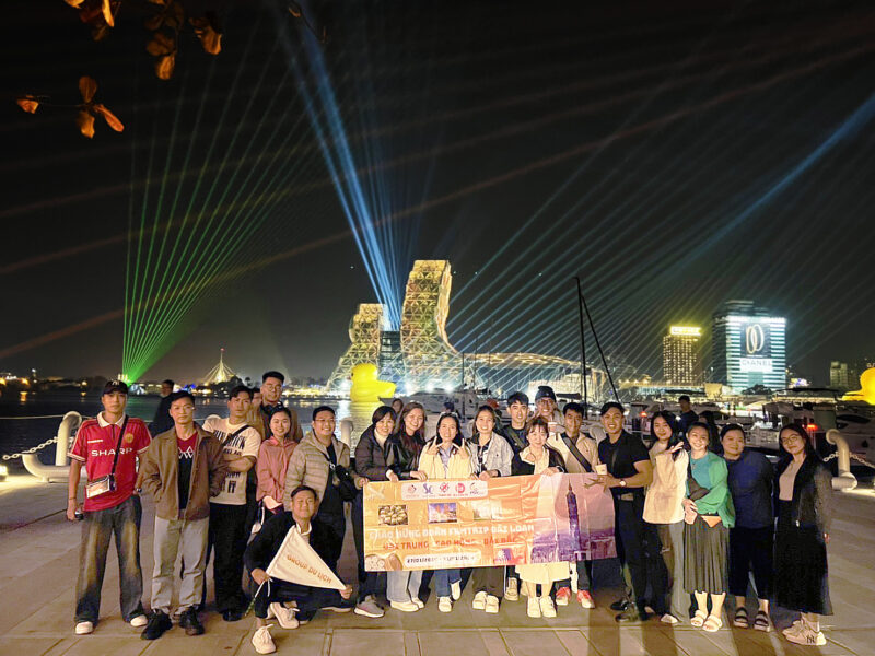 黃色小鴨療癒魔力吸引超過870萬遊客！吸引國際旅客熱潮