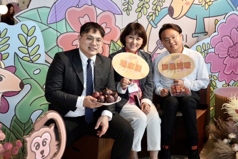 圖片說明：邀請小農「糧品屋」至現場，體現產地到餐桌的永續料理。