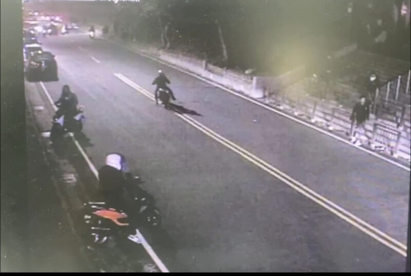 【有影】車聚見警驚嚇奔逃 南屯警緊追深夜妨害安寧車輛開罰