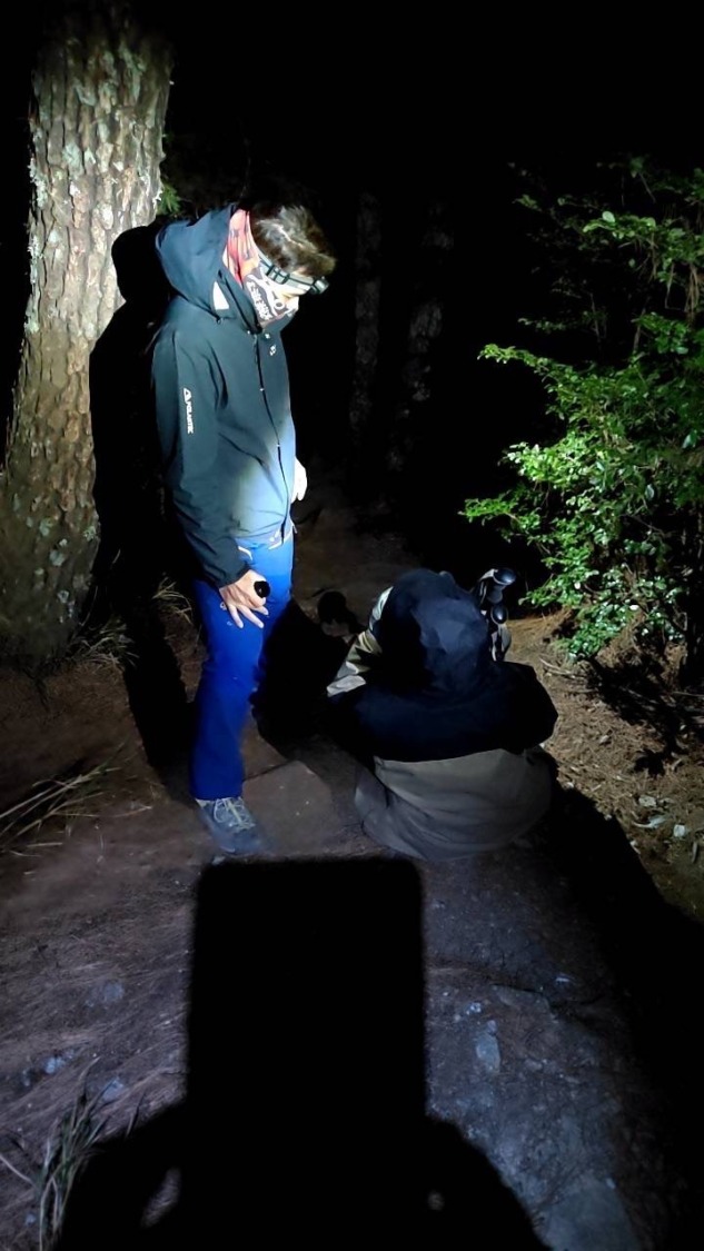 登山高原症發作情況危急｜瑞芳警登山高手化身神隊友救援2人