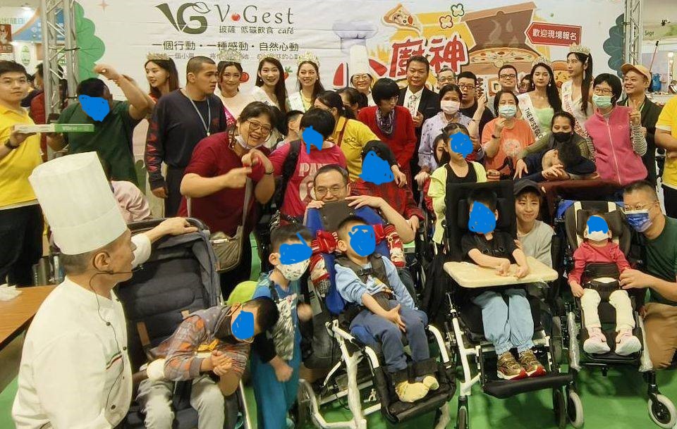 防止兒虐事件重演｜台姐齊心關懷受虐兒為腦麻兒做披薩