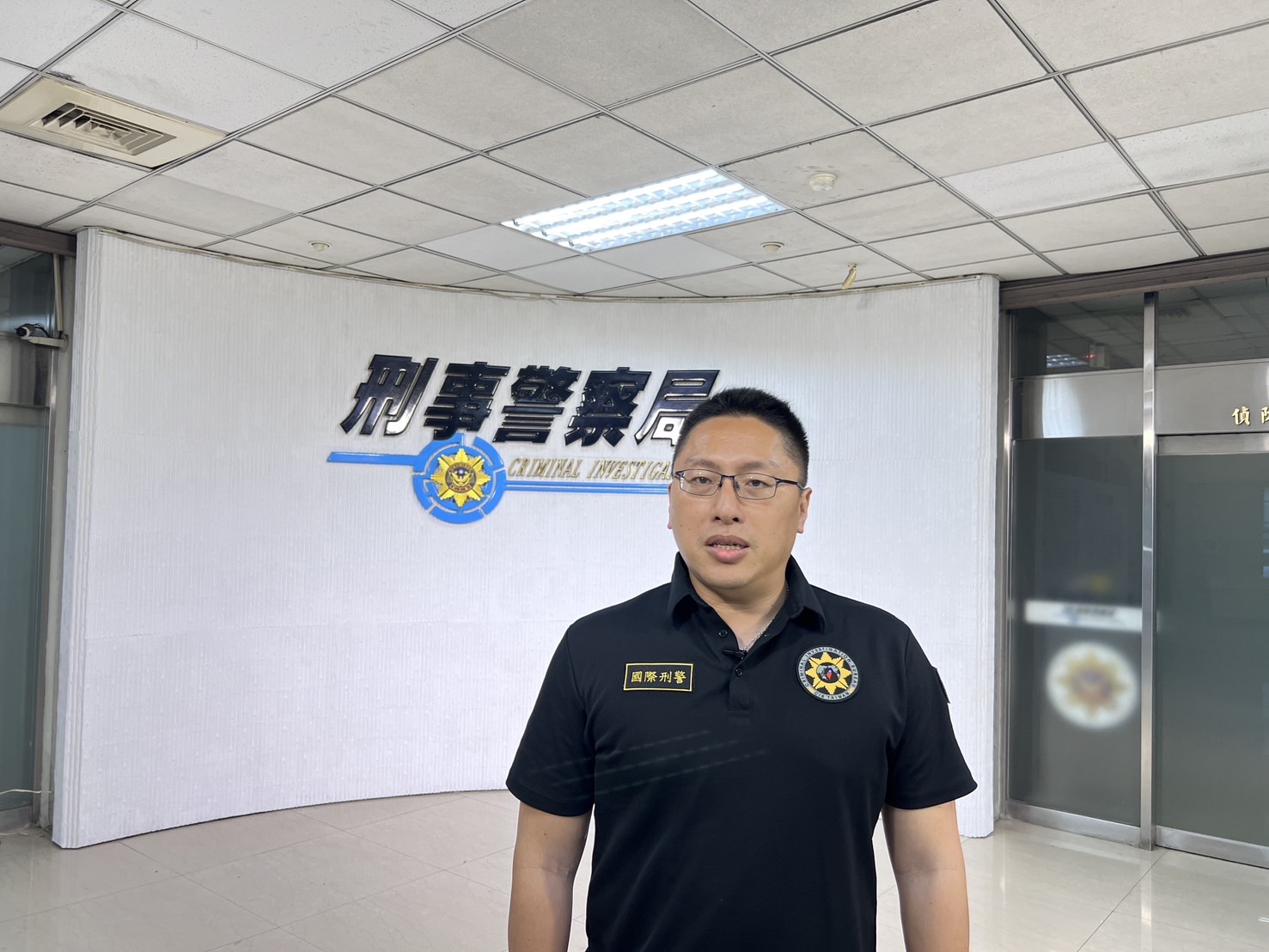 揚言「放置炸彈」恐嚇羅智強立委｜刑事局與星警聯合於新加坡逮捕犯嫌