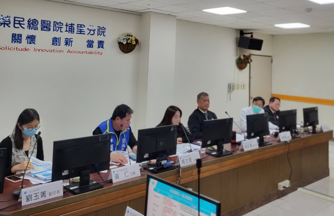 馬文君 黃仁連袂訪視中榮埔里分院｜徐慰慈承諾補強原民銀髮族醫療統計