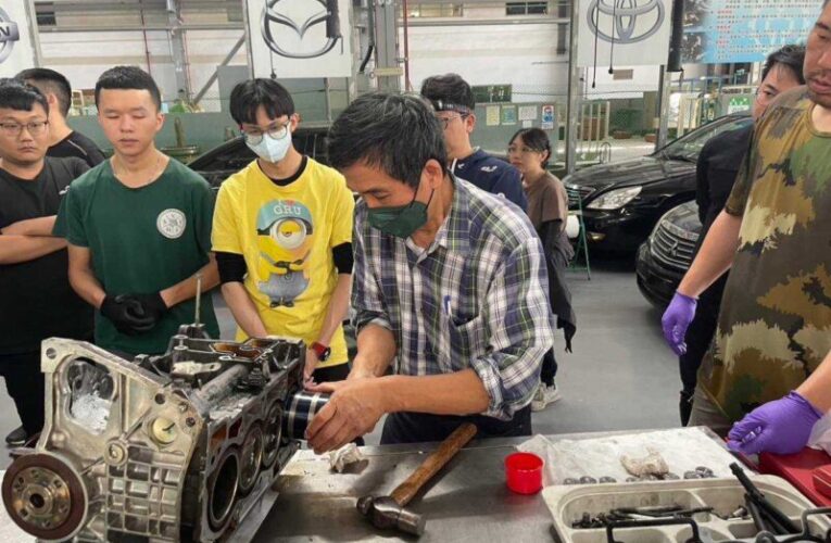 高市勞工局職訓師獲頒市府廉潔楷模