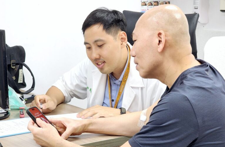 男子高血脂又過重 透過AI搭配穿戴式裝置改善健康