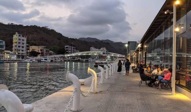高雄哈瑪星釣魚問題引爭議，海洋局：強化巡查確保安全