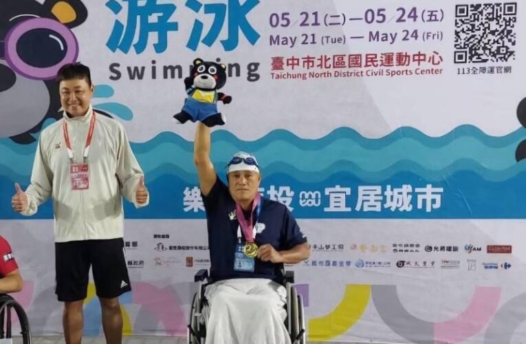 臺南榮家游泳王吳光榮奪2金1銀1銅 住民長輩樂翻天
