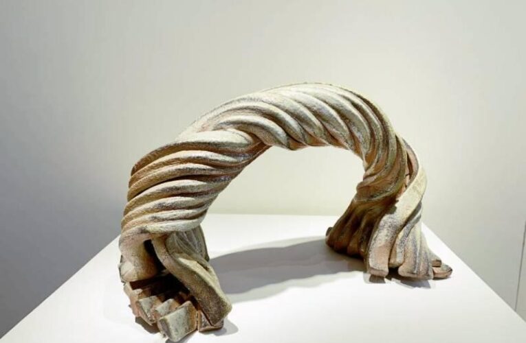 推廣柴燒創作美學　「燚伙人」苗柴陶經典40創作聯展竹美館展出