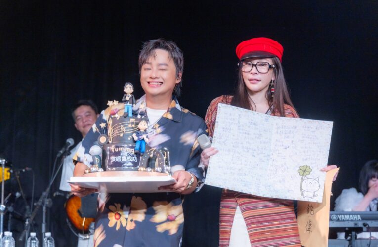 搖滾宮主賴銘偉「鐵漢柔情」思癌逝女友台上落淚
