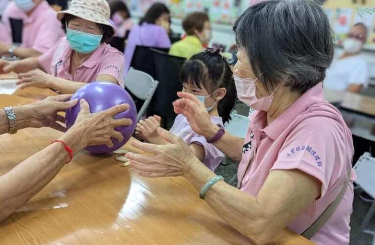 福田、永豐社區合辦據點家庭日　展現照顧成果與效益