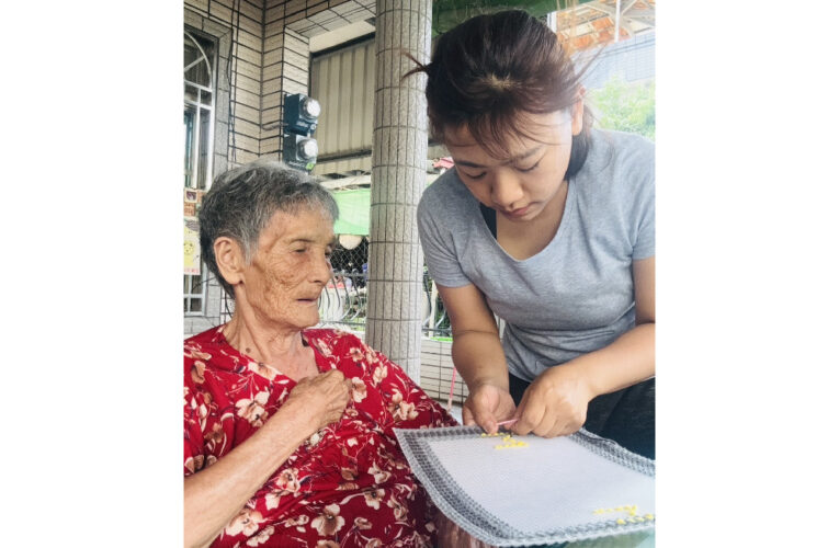 屏縣溫暖家庭托顧服務 守護在地長者及身障