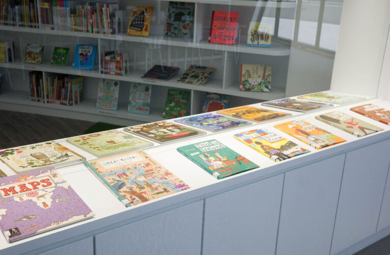恆春文化中心附屬圖書館  沉浸純白系夢幻書香世界