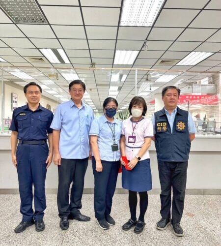 屏東警與玉山銀合作阻詐 局長即刻頒獎表揚
