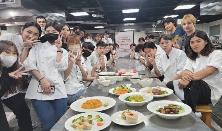 南應大養生休管系×奇美食品共築銀髮友善美食新天地