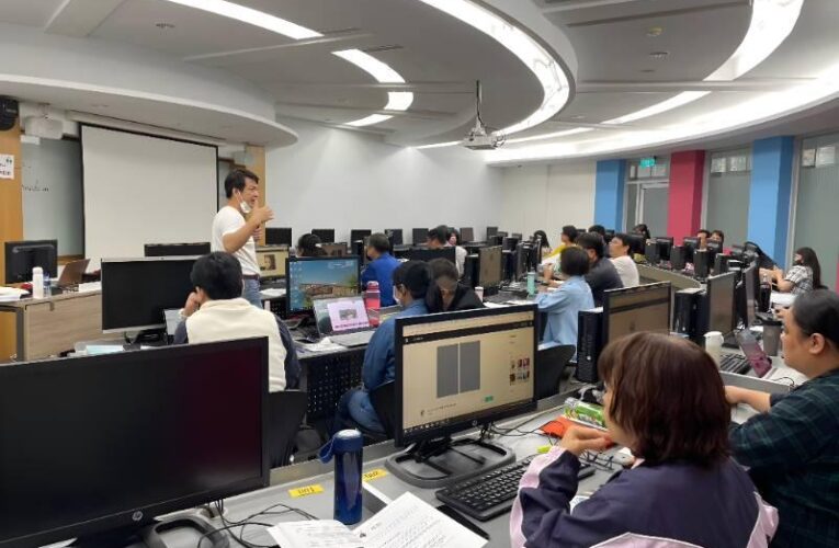 掌握AI工具突破工作危機  資深廣告編輯透過職訓面對數位行銷新浪潮