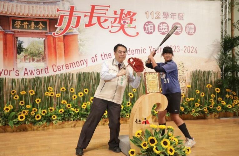 「市長陪你拍」慈濟高中登場