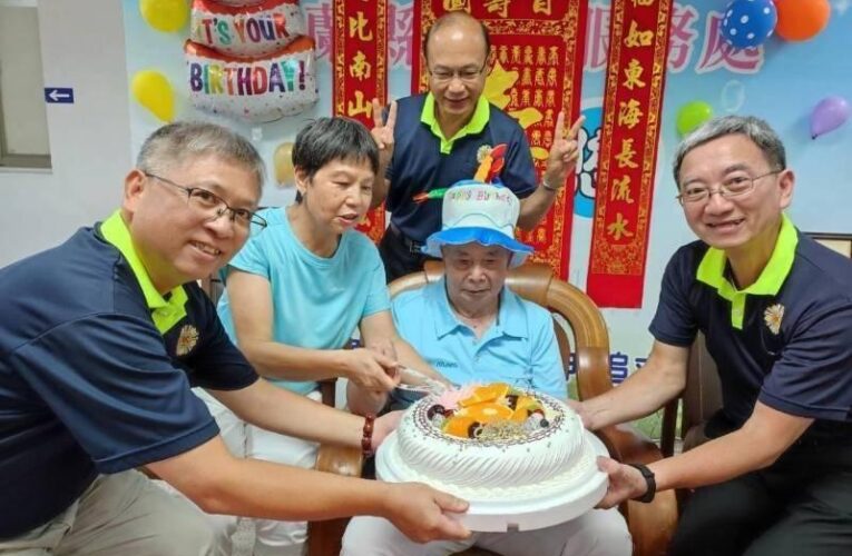 100歲榮民王少奎嵩壽 宜蘭榮服處溫馨慶生