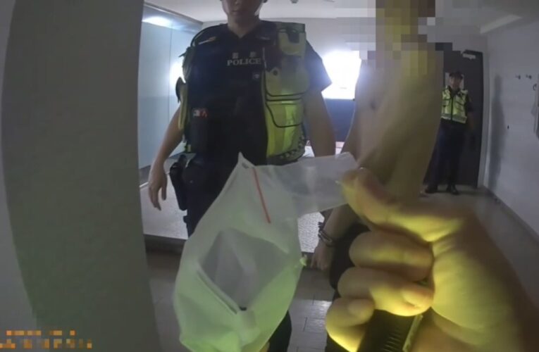 通緝犯浴室溜出被識破 | 三重警臨檢逮捕毒品罪加一等