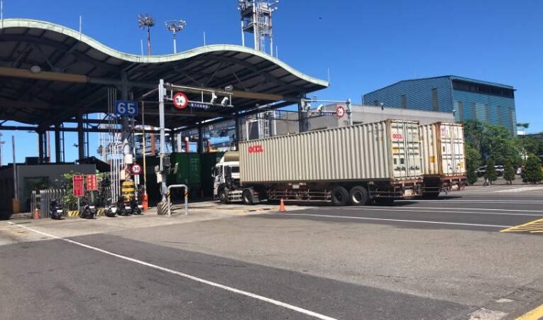關心港區櫃場貨櫃車壅塞議題   港務公司多管齊下協助緩解改善