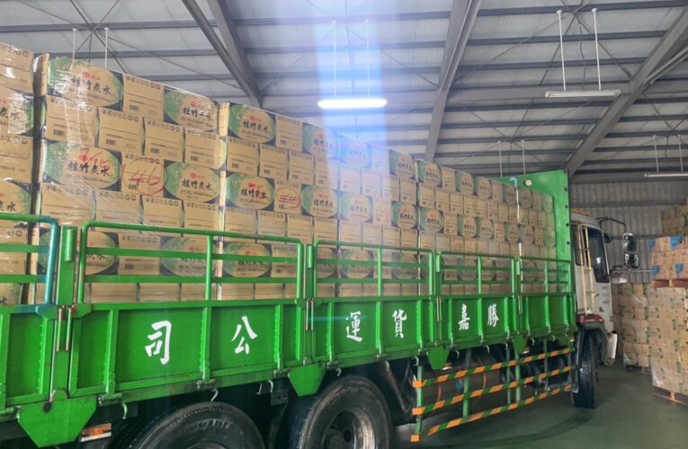 中市經發局籌措飲用水物資 　2千箱礦泉水預計今晚送抵和平