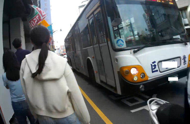 港籍遊客遺失重要學生證｜中市警迅速協助找回