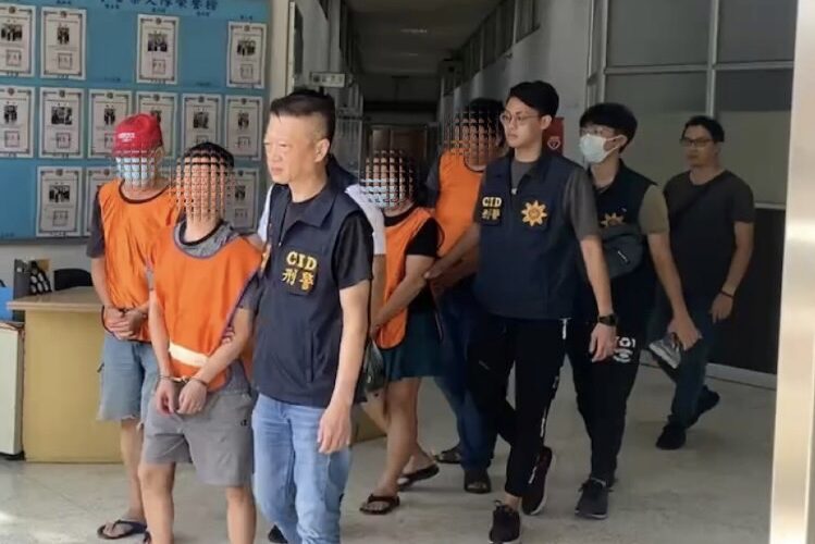 百人聚集毒趴  舞廳變毒窟│高市刑大掃毒行動大捷  逮73人