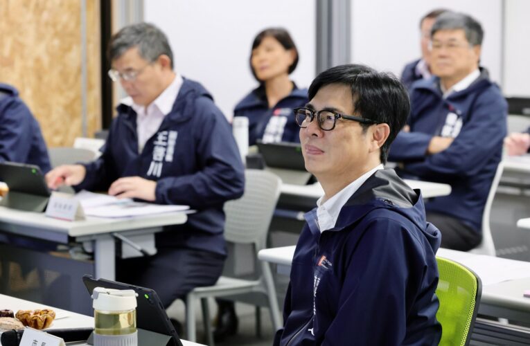 拓展智慧城市   陳其邁主持市政會議探討AI應用