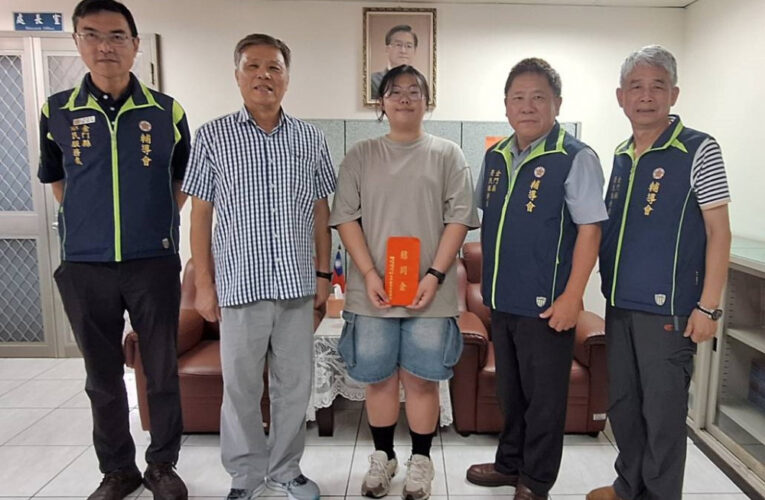 欣桃天然氣公司秋節前關懷金門榮民眷 並贈向學子女助學金