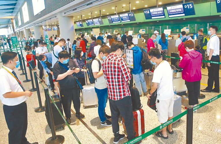 境外旅客來台人次及消費只有疫情前的六成 陸客人次劇減85%