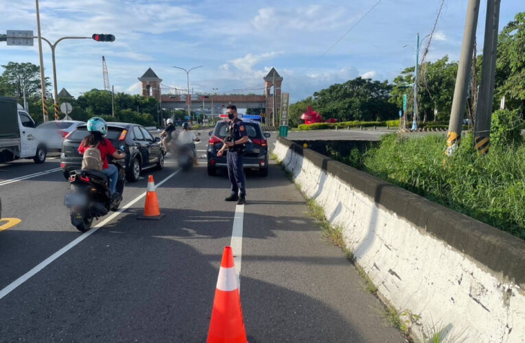 路竹路口車禍騎士受傷急送醫    湖警速達現場處置