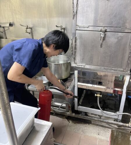 高雄旗津消防分隊加強沙灘酒店宣導 提升旅客住宿消防安全