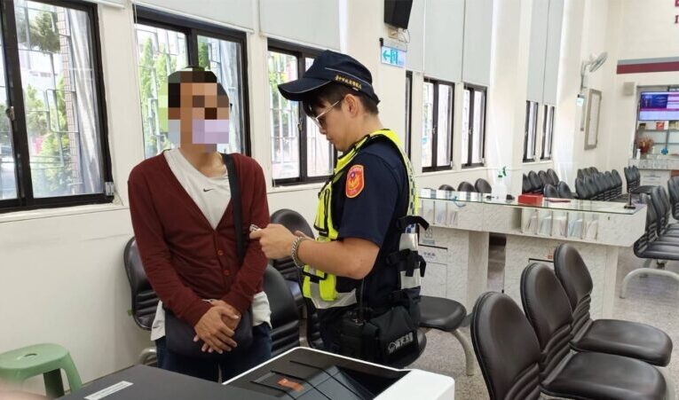 代儲手遊點數險遭詐 豐原警：背後藏陷阱要注意