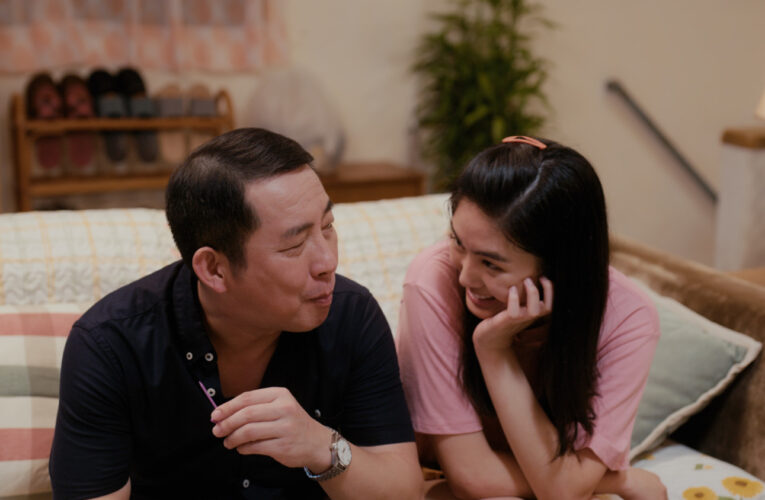 屈中恆演台越婚姻老爸  「女兒傻瓜」掩護雷嘉汭充滿笑聲