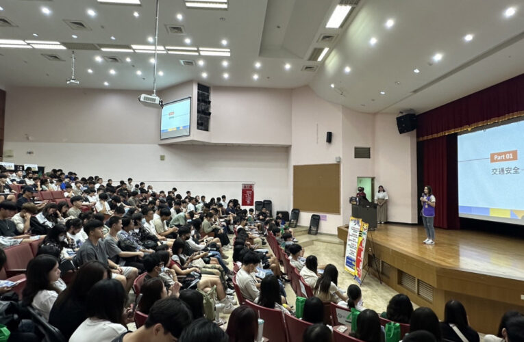 開學季大學新鮮人報到  楠梓分局宣導團不缺席 