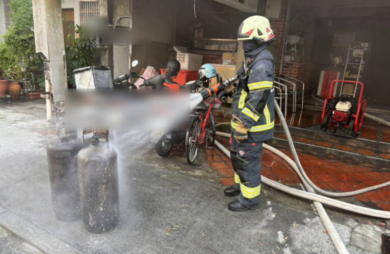 前鎮小吃店火警  高市消防迅速到場撲滅火勢
