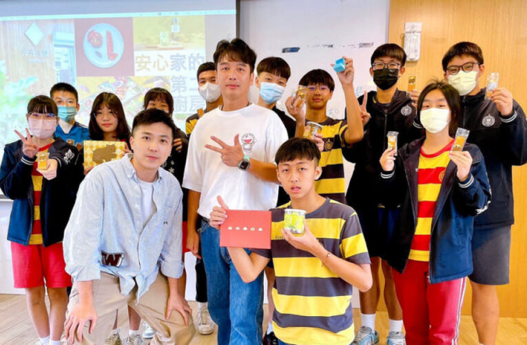 華中國際商管課程 邀光光盒餐創辦人分享創業關鍵 落實食安