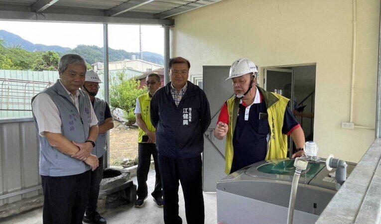 高雄市工會行善特攻隊前往六龜　義助弱勢翻新厝扭轉逆境