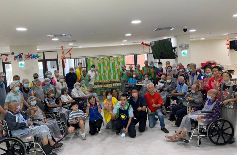榮家憶起烘焙蛋黃酥 香氣四溢歡慶中秋