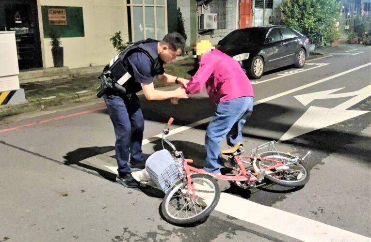 親送路倒民眾返家　南門警暖心助民