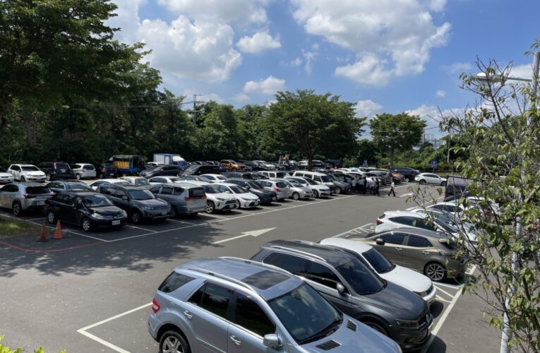 解決占用車格、違停亂象　中市東海殯儀館停車場9/16起實施收費管理