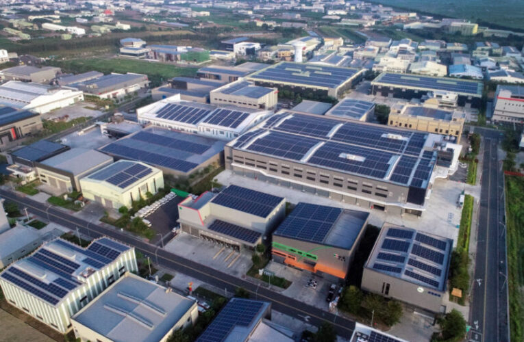 高市工務局舉辦建物設太陽光電說明會 攜手節能減碳顧未來