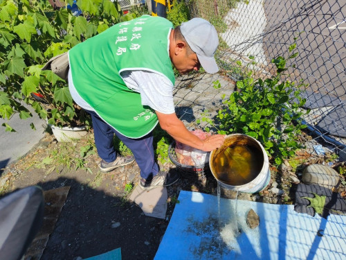 防範登革熱病媒蚊   屏東縣全面啟動登革熱孳生源清消