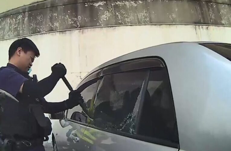 轎車自動落鎖　母急求警破窗救援襁褓童