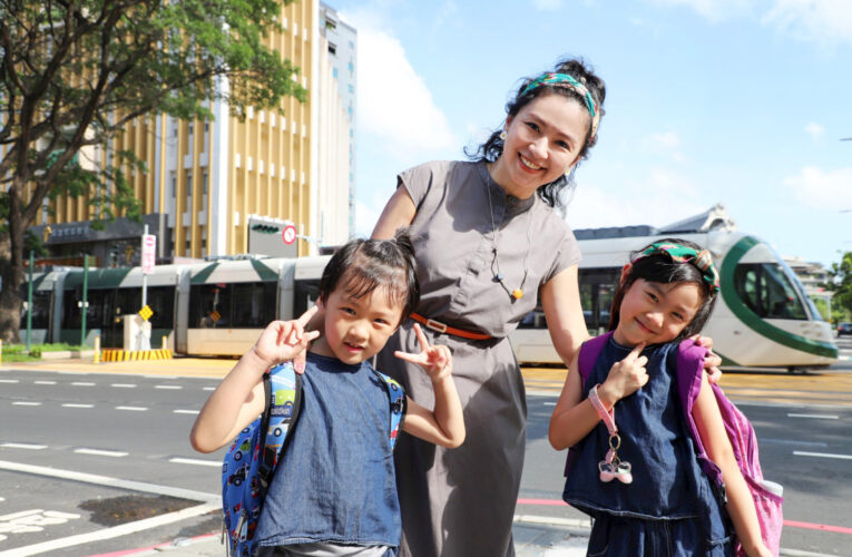 高市府邀親子網紅宣導校園周邊路口停讓 守護交通安全