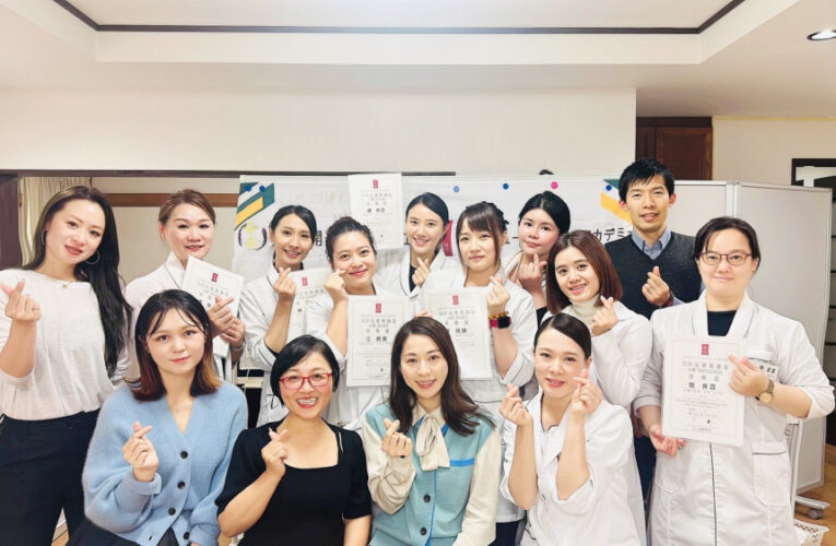 陳怡君社長帶領7位在台灣從事美業的專業老師前往日本進行深度研習