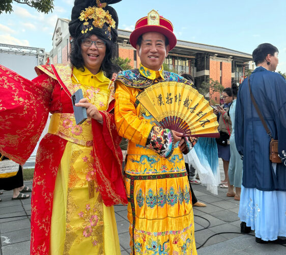 萬里長城隨著跨年一天天的逼近 全台都在瘋跨年