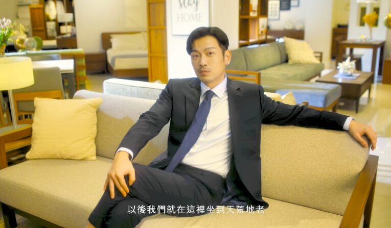 「77老大」化身霸道總裁情話撩人　引發網友熱議直男快學「霸總台詞」！